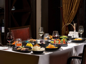 Gravel Hotels Select