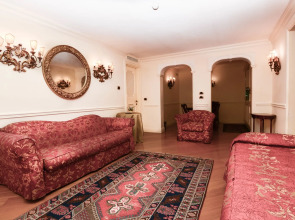 Torre dell'Orologio Suites