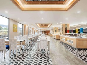 Ramada Hotel & Suites by Wyndham Kusadasi
