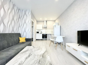 Hugge Place на улице Ясный Берег 7