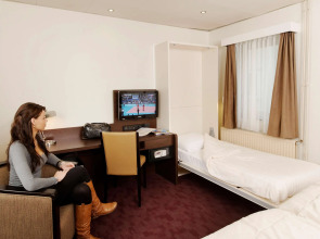 Best Western Dam Square Inn