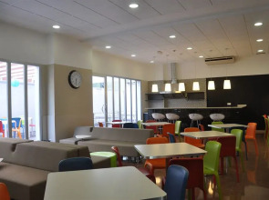 Residencia Universitaria Resa Blas de Otero