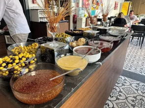 Wolf Of The City Hotel & Spa