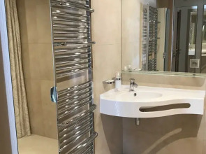 Zenao Montreuil croix de chavaux