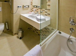 Fantasia Deluxe Hotel