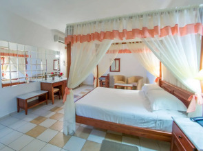 Sea View Village - Studios & Apartments