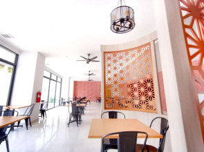 Phoenix Hotel Karon Beach