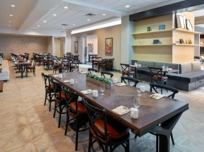 Hilton Charlotte Airport