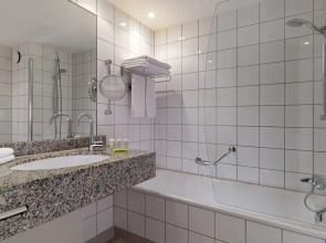 Courtyard by Marriott Düsseldorf Hafen