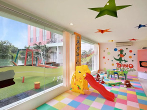 HARRIS Hotel & Residence Riverview Kuta Bali