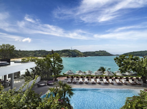 Отель The Nai Harn