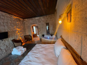 Lubberona Cave Cappadocia