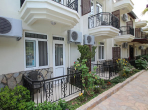 Canada Hotel & Bungalows