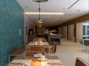 Hotel Macia Sevilla Kubb