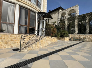 Апартаменты на проспекте Курортный 129