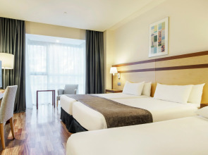 Отель ILUNION Pio XII