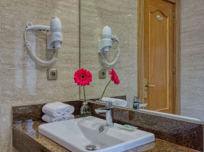 Playavera Hotel - Naturist Friendly