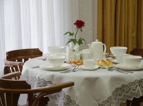 Отель Jipek Joli