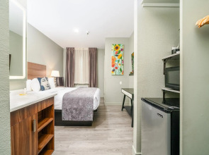 Urban Boutique Hotel