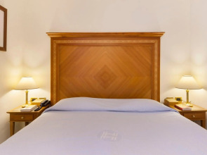 Отель Continental