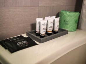 Ramada by Wyndham North Bergen