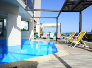 Steris Elegant Beach Hotel