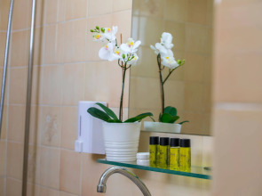 Costantiana Beach Hotel Apartments