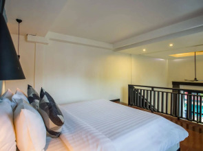 Mulberry Boutique Hotel