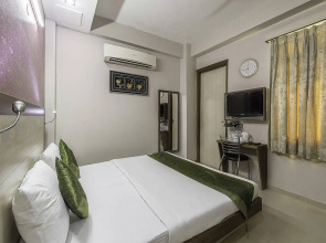 Treebo Rockwell Plaza