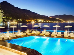 Atlantis Bay - VRetreats