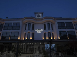 Alesta Seaside Residence