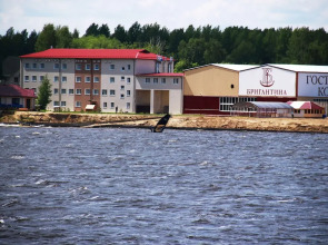 Отель «Бригантина»