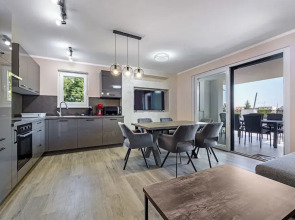 Sauna & Jacuzzi Apartment Rossa