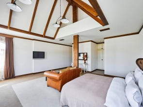 Ambassadori Kachreti Hotel & Golf Resort