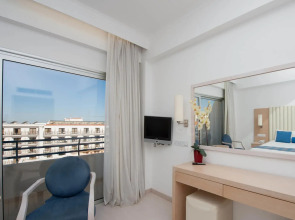 Vrissiana Boutique Beach Hotel