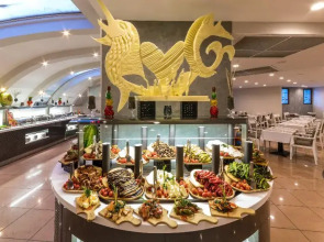 Motto Premium Hotel & Spa