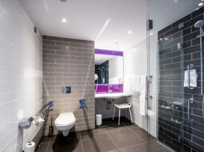 Premier Inn Cologne City Sud Hotel