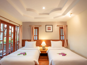 Bangtao Village Resort