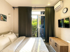 Апартаменты Монако 24 на переулке Александрийский