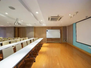 JI Hotel (Harbin Zhongyang Street People Square)