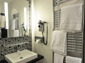 Kyriad Prestige Perpignan Centre Gare