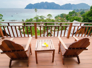 Отель Phi Phi The Beach Resort