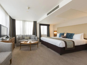 Thistle Trafalgar Square Hotel