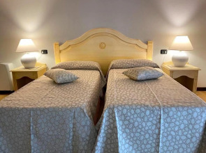 Отель Club Le Rose