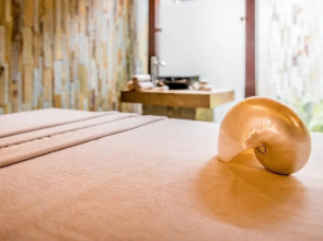 Dinarobin Beachcomber Golf Resort & Spa