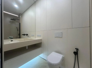 Live (Лайв) на улице Нурсултана Назарбаева 1/3