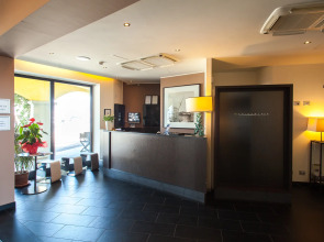 MarinaPlace Resort & Spa