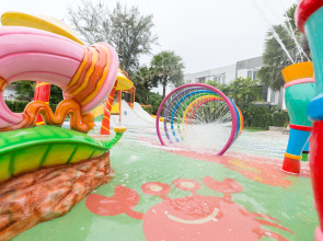 Katathani Phuket Beach Resort