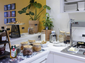 Отель Mercure Nice Centre Grimaldi