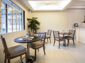 Makati Riverside Inn